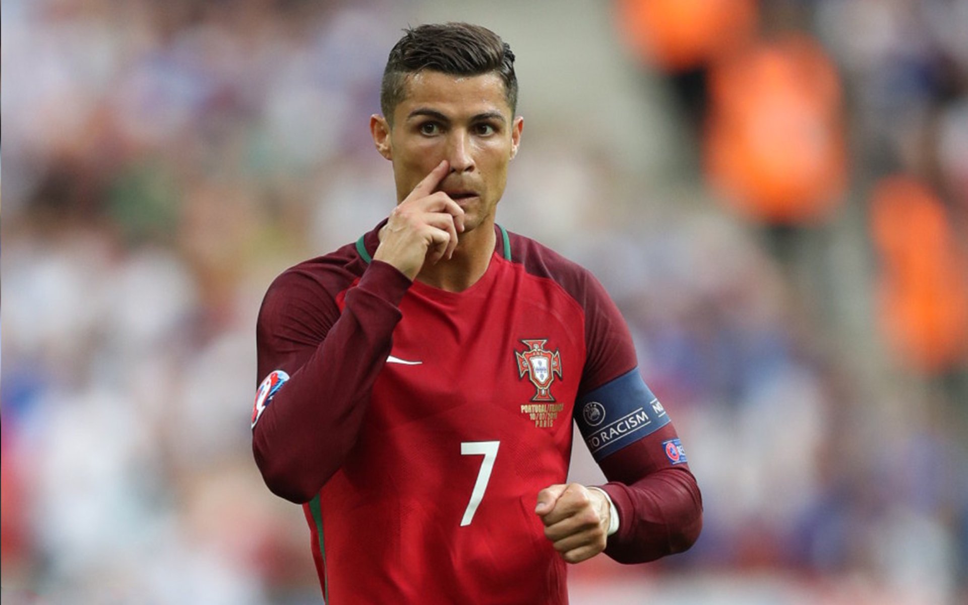 世界杯梦之秒:英雄鲜血染红赛场!,世界梦之队