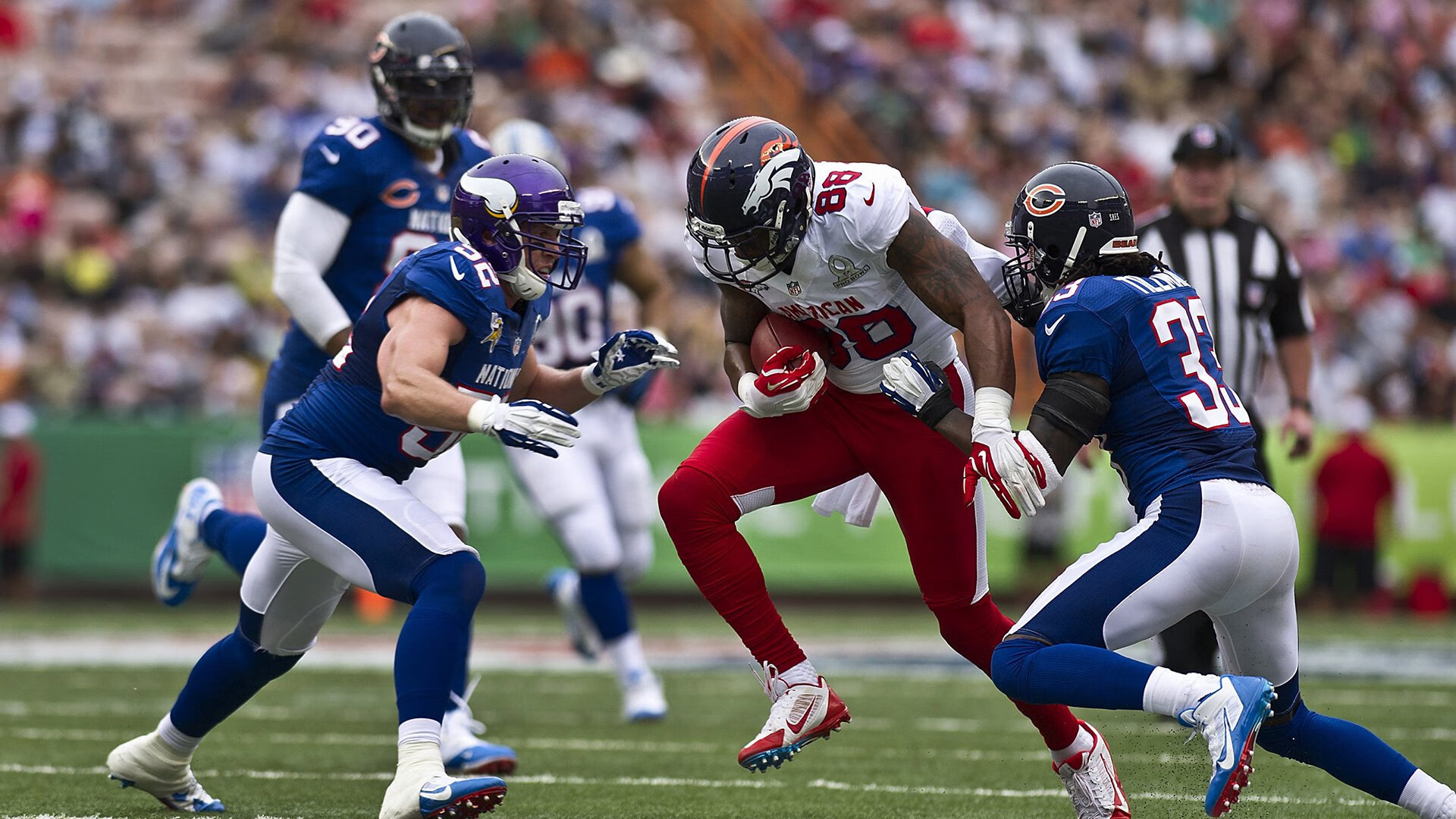 开云官网在线-中锋回抢抢断后直塞形成助攻，中锋回防