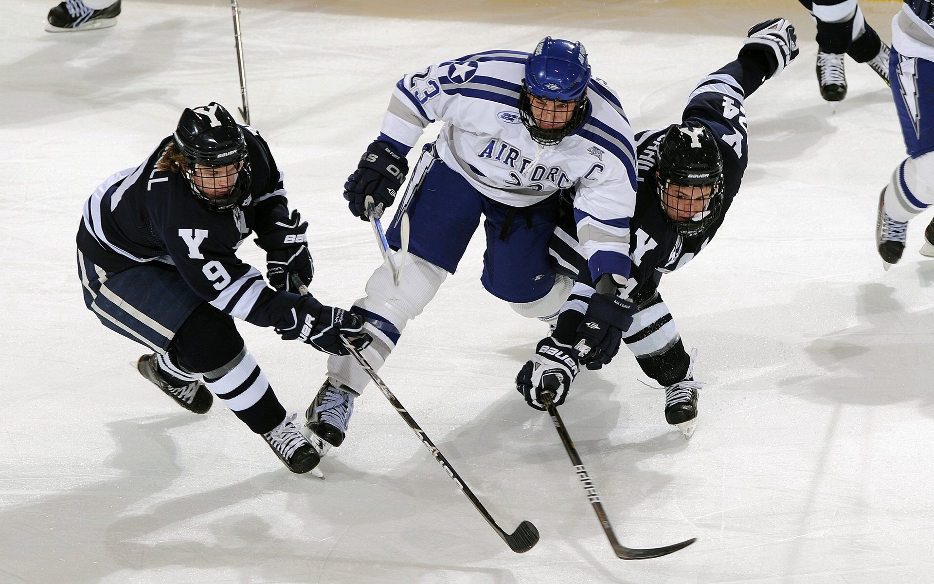 开云官网首页-短道速滑训练中心升级启用智能计时系统，短道速滑技术